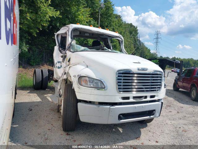  Salvage Freightliner M2 106