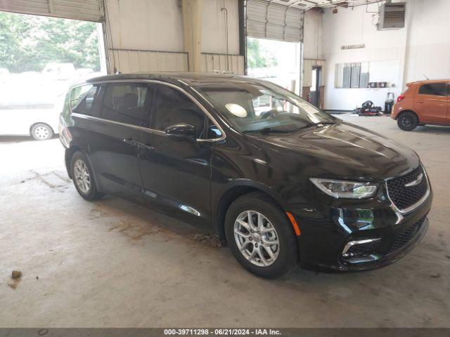  Salvage Chrysler Pacifica