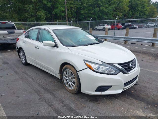  Salvage Nissan Altima