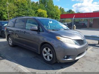  Salvage Toyota Sienna