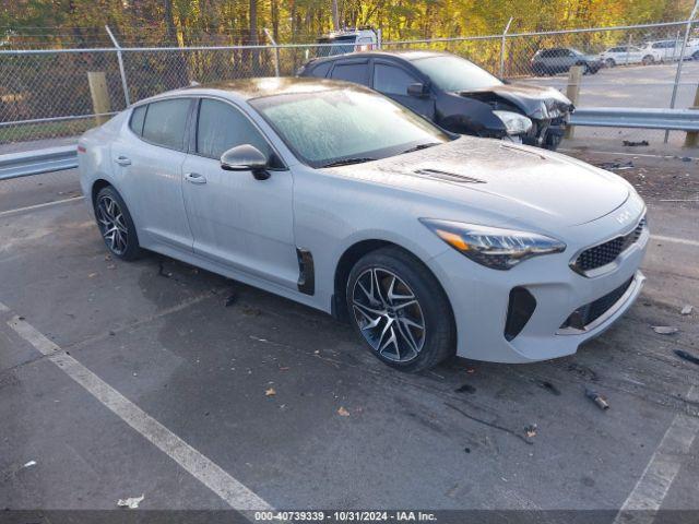  Salvage Kia Stinger