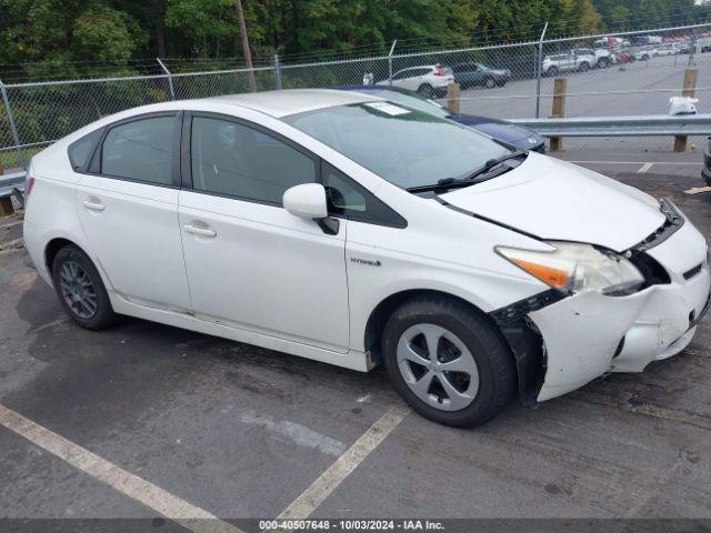  Salvage Toyota Prius