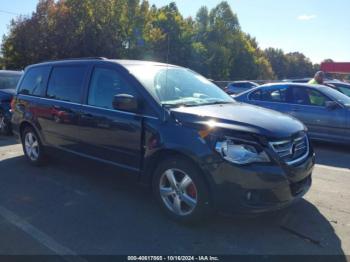  Salvage Volkswagen Routan