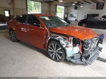  Salvage Nissan Altima