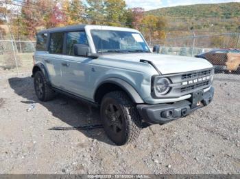  Salvage Ford Bronco