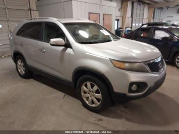  Salvage Kia Sorento