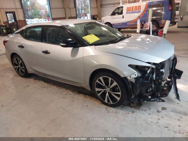  Salvage Nissan Maxima