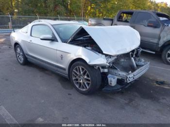  Salvage Ford Mustang