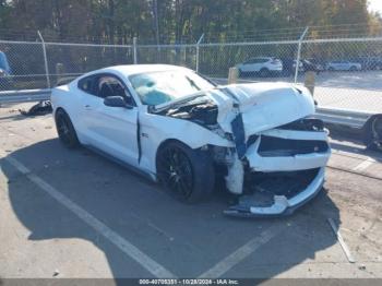  Salvage Ford Mustang