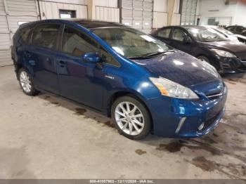  Salvage Toyota Prius v