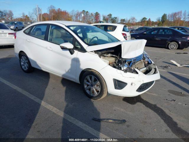  Salvage Ford Fiesta