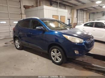  Salvage Hyundai TUCSON