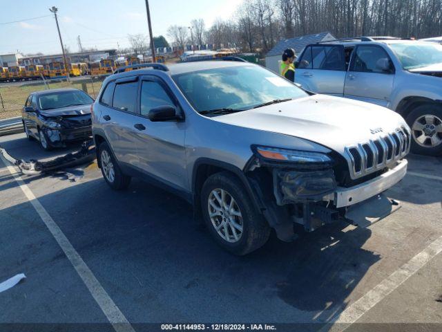  Salvage Jeep Cherokee