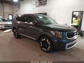  Salvage Kia Telluride