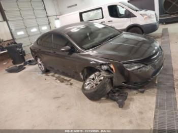  Salvage Chrysler 200