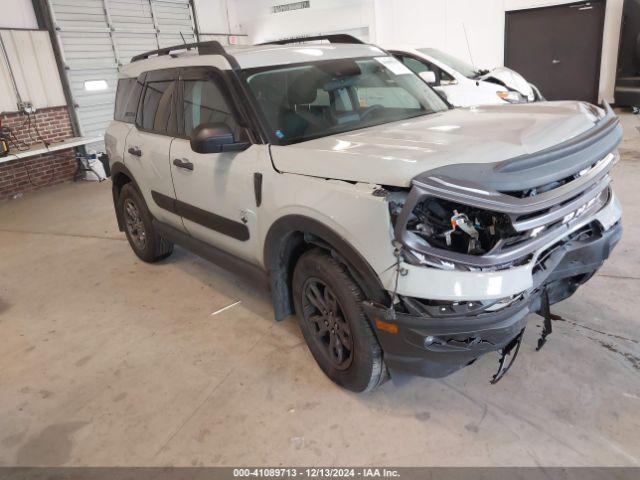  Salvage Ford Bronco