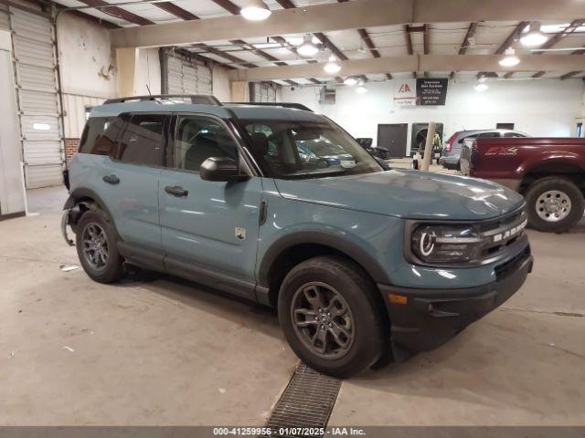  Salvage Ford Bronco