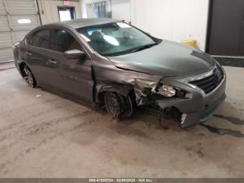  Salvage Nissan Altima