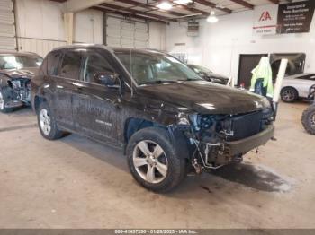  Salvage Jeep Compass