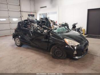  Salvage Toyota Prius c