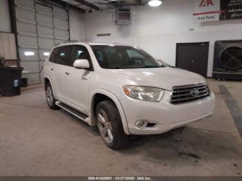  Salvage Toyota Highlander