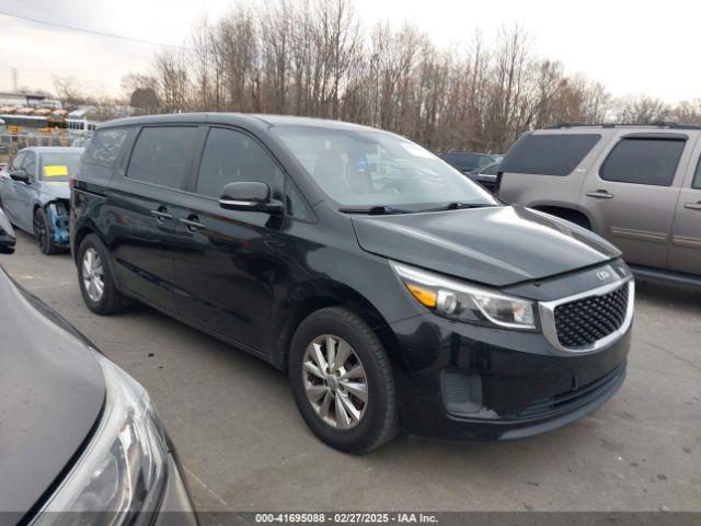  Salvage Kia Sedona