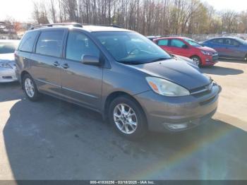  Salvage Toyota Sienna