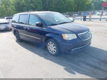  Salvage Chrysler Town & Country