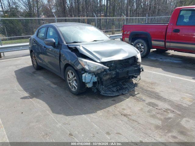  Salvage Toyota Yaris