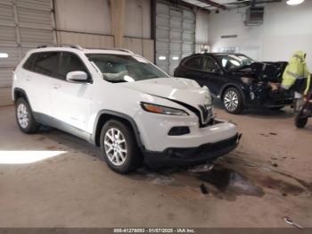  Salvage Jeep Cherokee