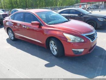  Salvage Nissan Altima