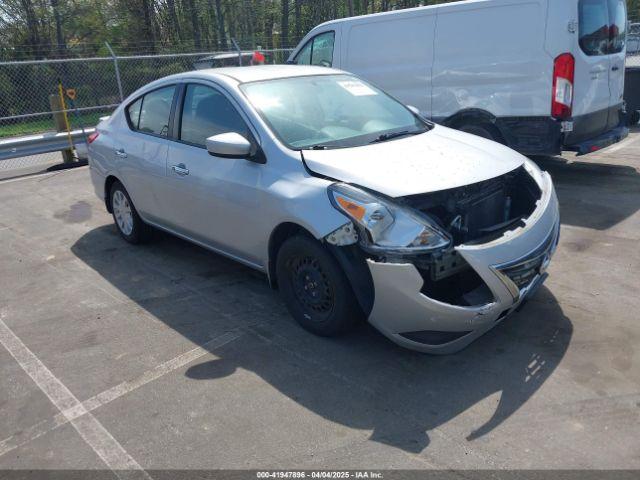  Salvage Nissan Versa