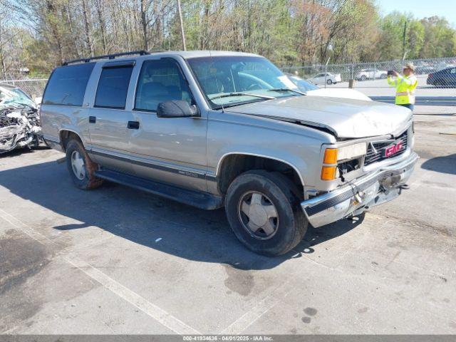  Salvage GMC Suburban 1500