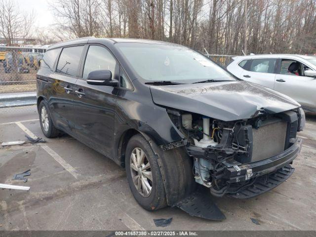  Salvage Kia Sedona