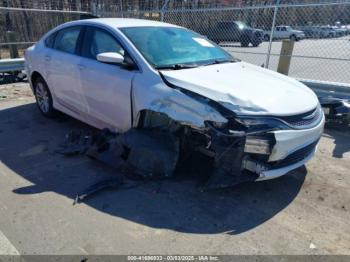  Salvage Chrysler 200