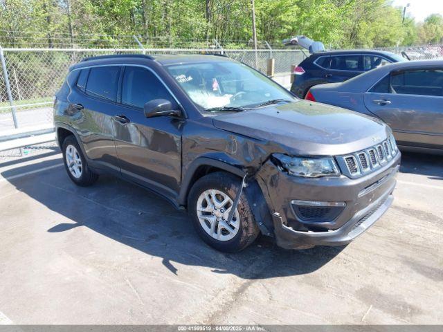  Salvage Jeep Compass