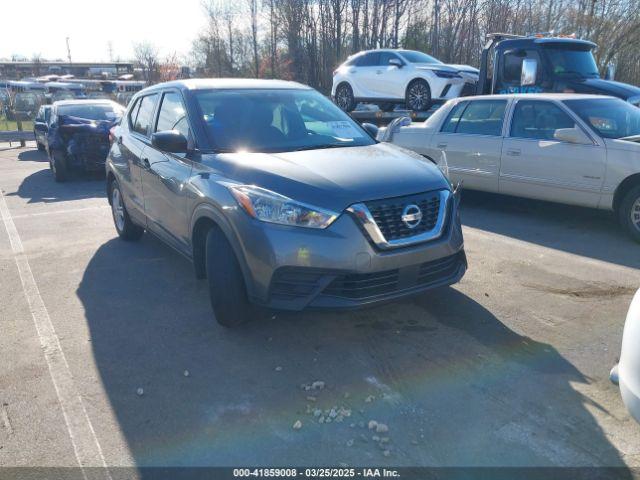  Salvage Nissan Kicks