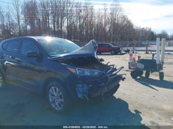  Salvage Hyundai TUCSON