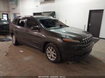  Salvage Jeep Cherokee