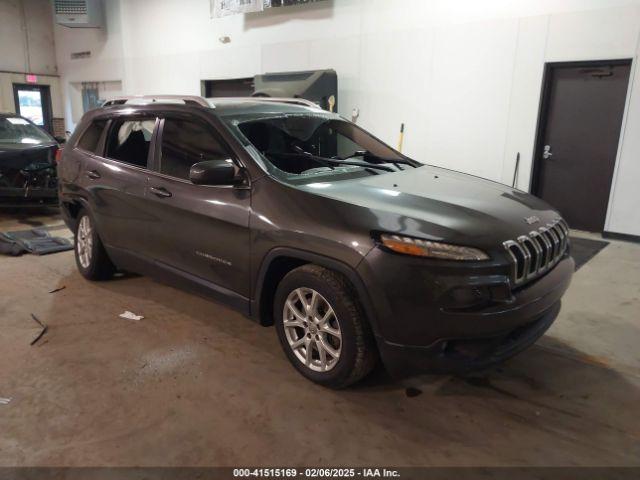  Salvage Jeep Cherokee