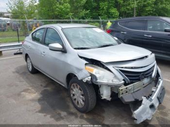  Salvage Nissan Versa