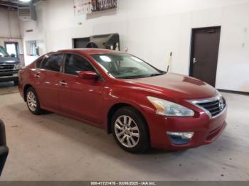  Salvage Nissan Altima
