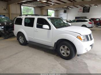  Salvage Nissan Pathfinder