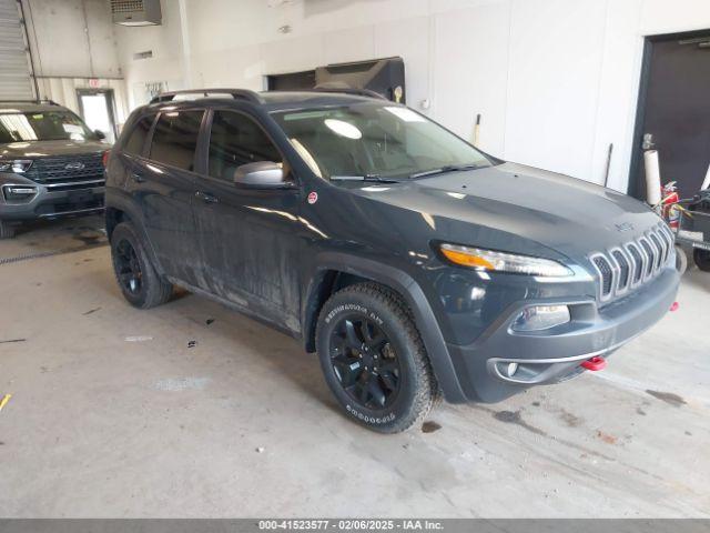  Salvage Jeep Cherokee