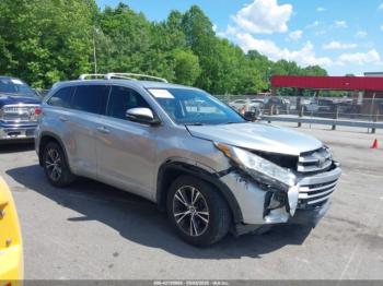  Salvage Toyota Highlander