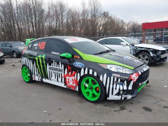  Salvage Ford Fiesta