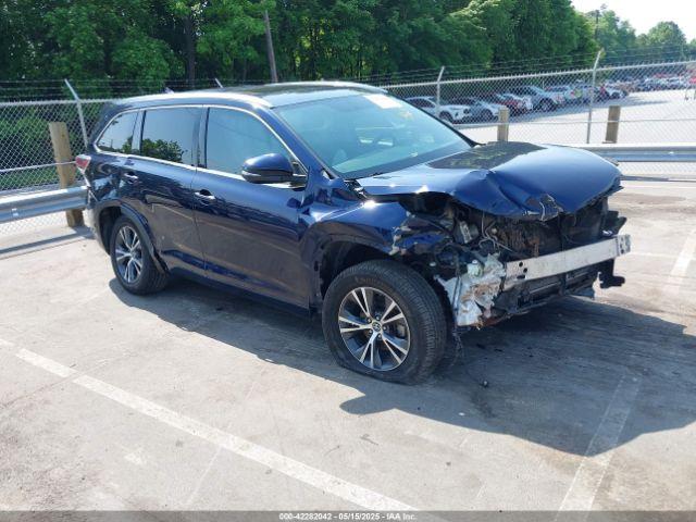  Salvage Toyota Highlander