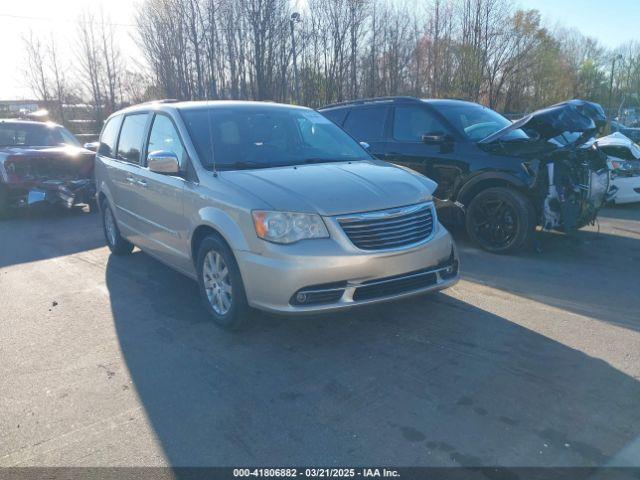  Salvage Chrysler Town & Country