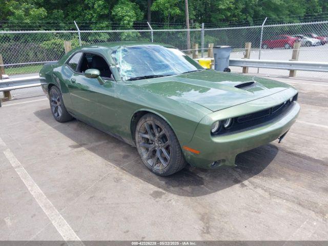  Salvage Dodge Challenger