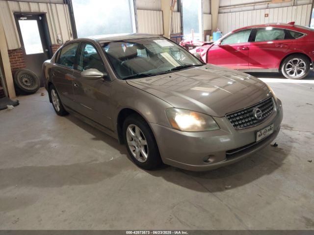  Salvage Nissan Altima